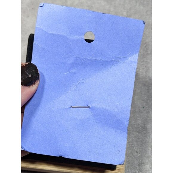 J&J Creations Original Jewelry Sports Themed Brooch - Picture 2 of 2